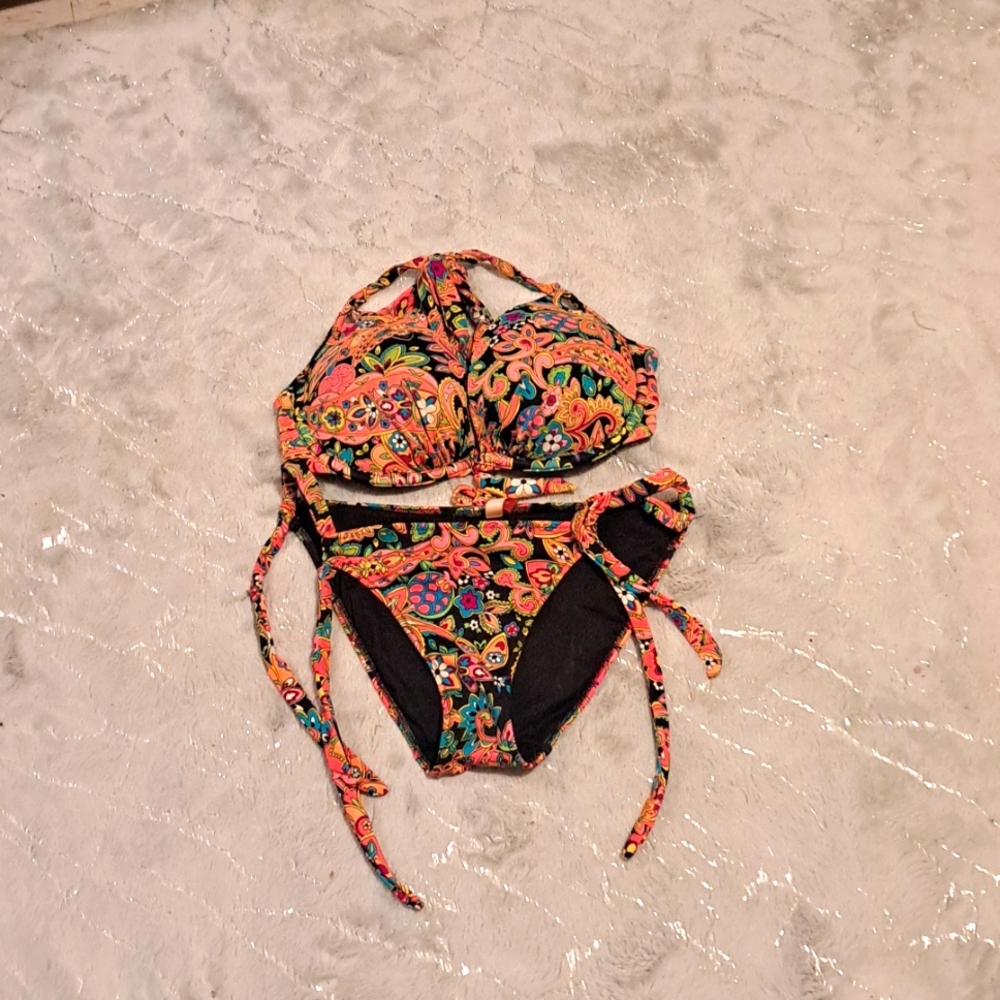 Victora swim suit 2 piece colorfully